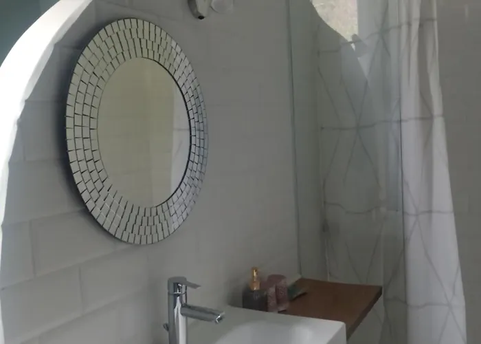 Bed and breakfast La Taniere 3*